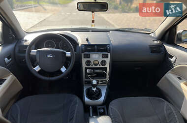 Седан Ford Mondeo 2001 в Одесі