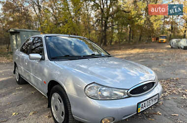 Седан Ford Mondeo 2000 в Белой Церкви