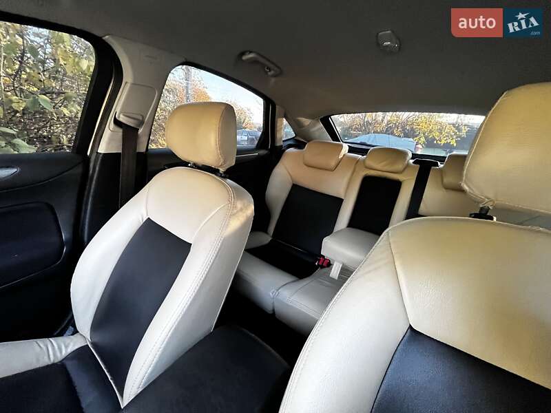 Седан Ford Mondeo 2012 в Николаеве фото 4 Седан Ford Mondeo 2012 в Николаеве