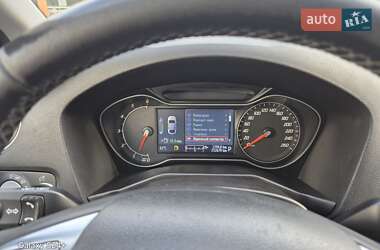 Универсал Ford Mondeo 2012 в 