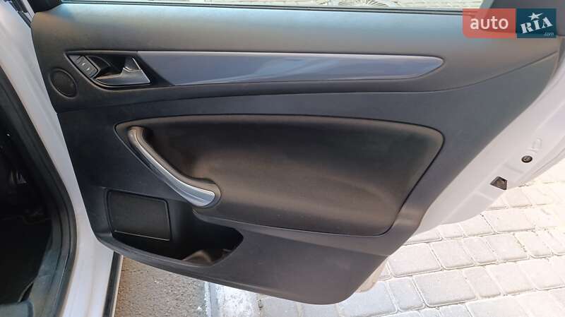 Седан Ford Mondeo 2012 в Одессе фото 30 Седан Ford Mondeo 2012 в Одессе