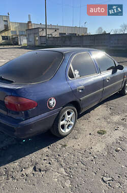 Ліфтбек Ford Mondeo 1994 в Луцьку