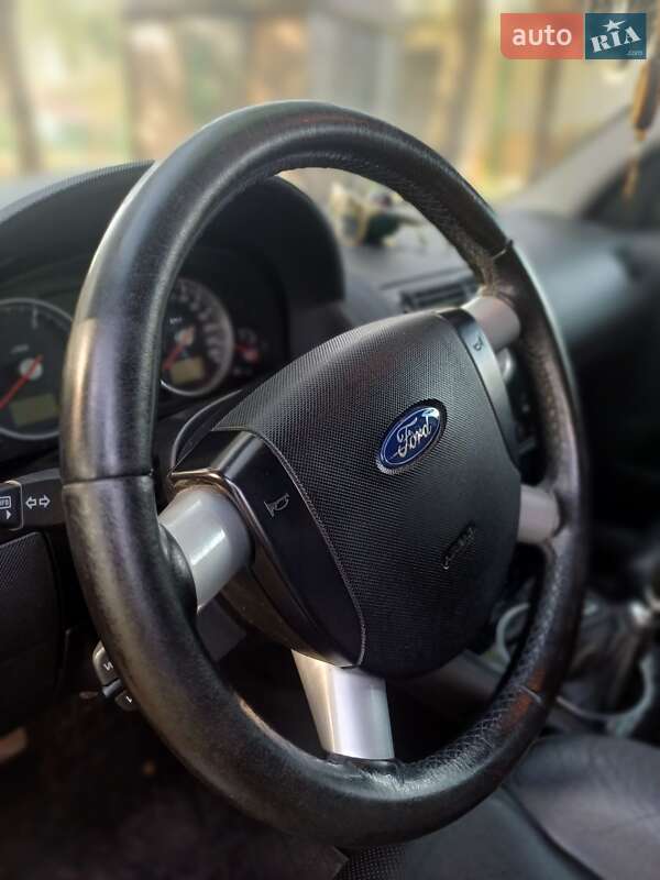 Универсал Ford Mondeo 2002 в Луцке
