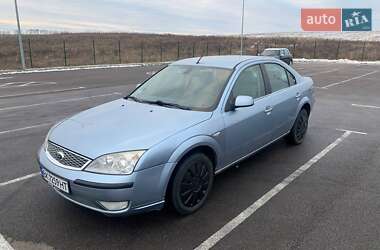 Седан Ford Mondeo 2005 в Ровно