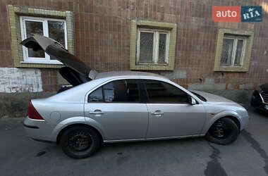 Лифтбек Ford Mondeo 2001 в Виннице