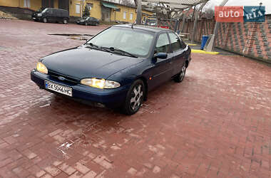 Лифтбек Ford Mondeo 1995 в Ровно