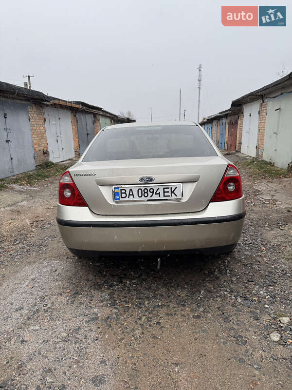 Седан Ford Mondeo 2004 в Кропивницком