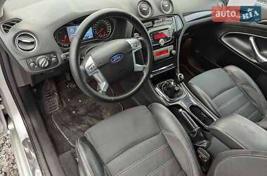 Седан Ford Mondeo 2010 в Ровно