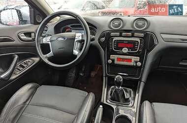 Седан Ford Mondeo 2010 в Ровно