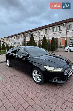 Седан Ford Mondeo 2015 в Стрию