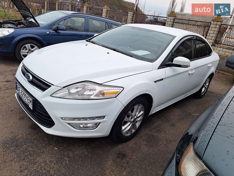Седан Ford Mondeo 2012 в Баштанке