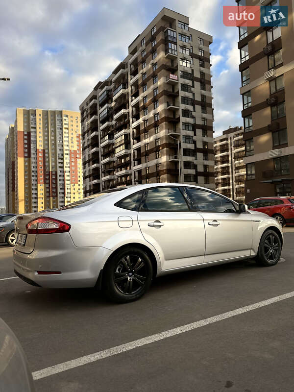 Седан Ford Mondeo 2010 в Киеве фото 8 Седан Ford Mondeo 2010 в Киеве