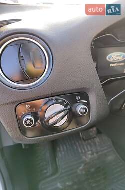 Универсал Ford Mondeo 2011 в 