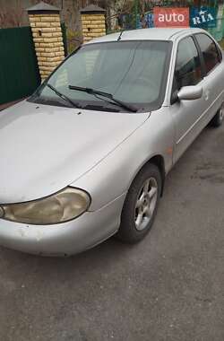 Ліфтбек Ford Mondeo 1999 в Могилів-Подільському