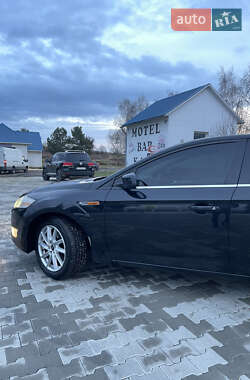 Седан Ford Mondeo 2010 в Львові