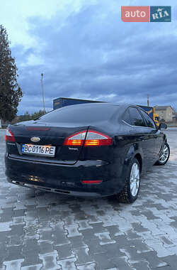 Седан Ford Mondeo 2010 в Львові