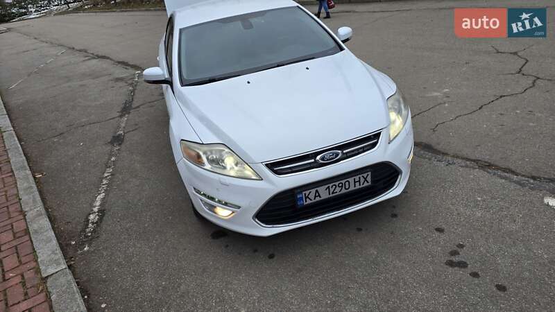 Седан Ford Mondeo 2012 в Умани