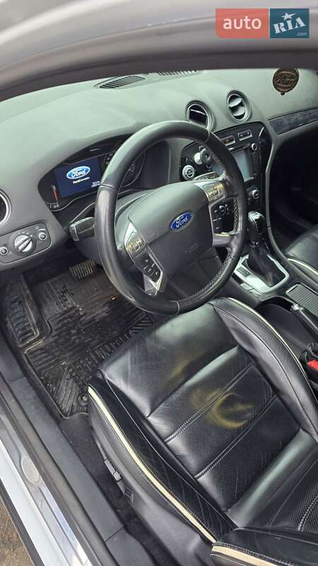 Седан Ford Mondeo 2012 в Умани