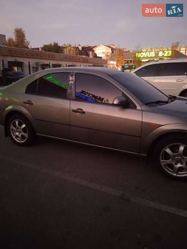 Ford Mondeo 2001