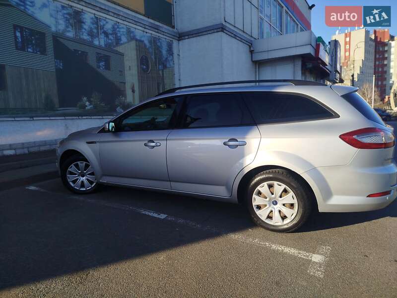 Универсал Ford Mondeo 2011 в Киеве