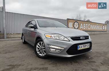 Седан Ford Mondeo 2012 в Овручі