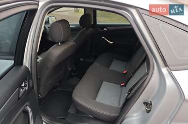 Седан Ford Mondeo 2012 в 