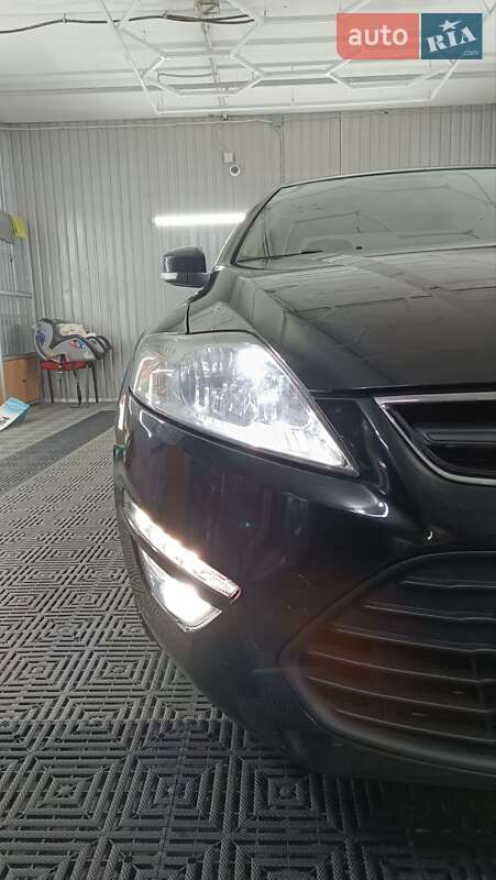 Седан Ford Mondeo 2011 в Києві