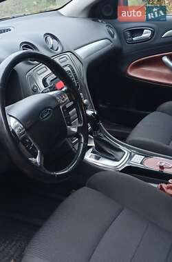 Лифтбек Ford Mondeo 2008 в 