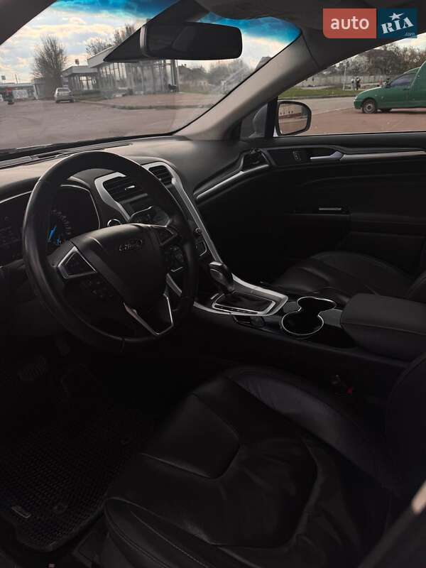Седан Ford Mondeo 2015 в Харькове