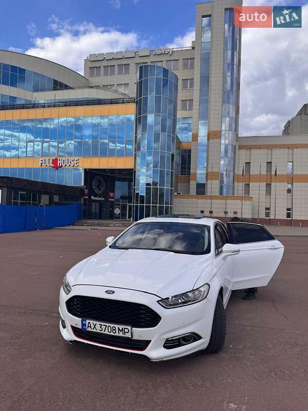 Седан Ford Mondeo 2015 в Харькове