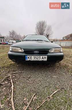 Седан Ford Mondeo 1994 в Нікополі