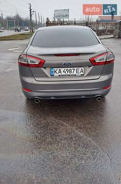 Седан Ford Mondeo 2011 в 