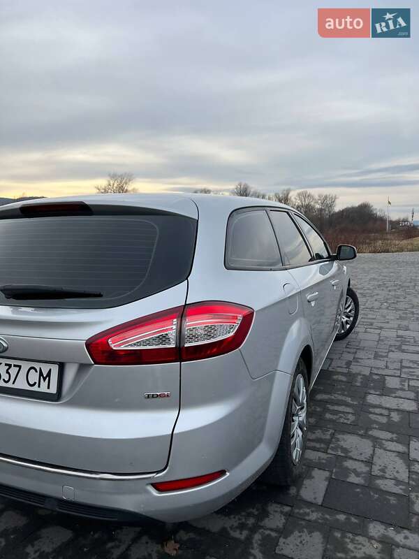 Универсал Ford Mondeo 2010 в Хусте