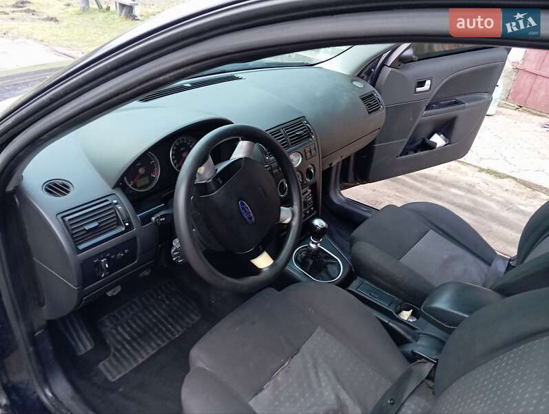 Универсал Ford Mondeo 2001 в Шумске