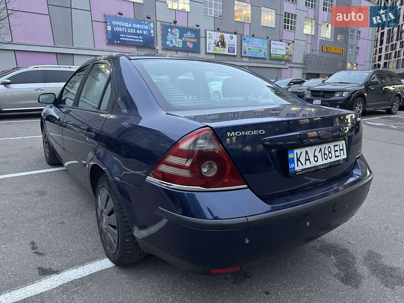 Седан Ford Mondeo 2005 в Киеве