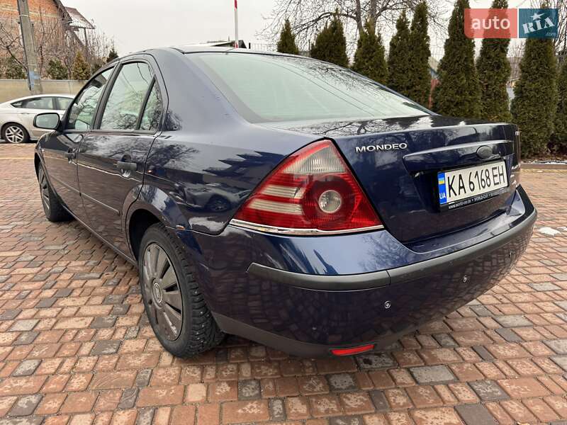 Седан Ford Mondeo 2005 в Киеве
