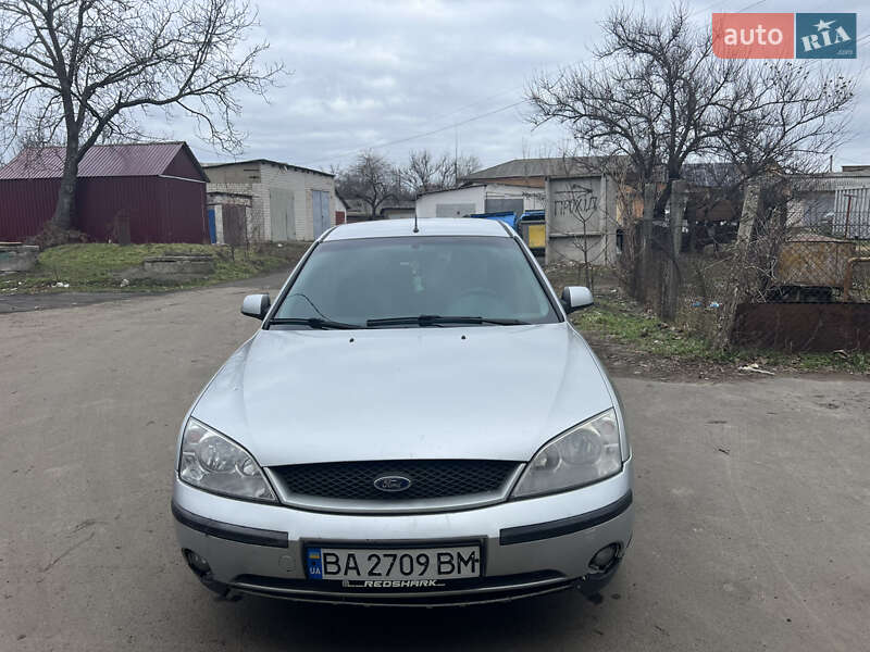 Седан Ford Mondeo 2002 в Гайвороне