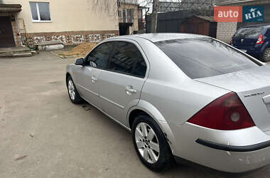 Седан Ford Mondeo 2002 в Гайвороні