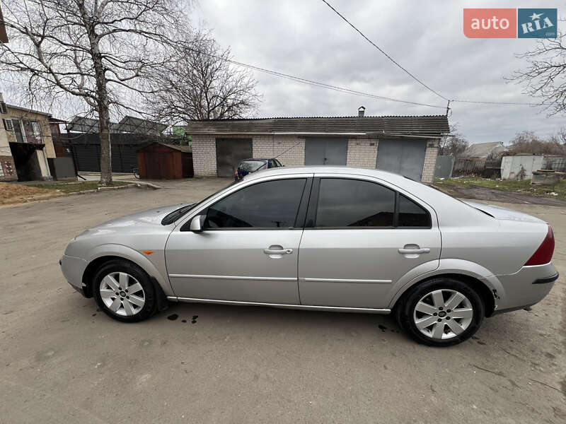Седан Ford Mondeo 2002 в Гайвороне