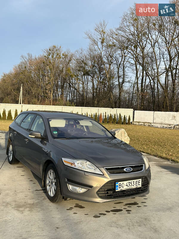 Универсал Ford Mondeo 2010 в Луцке