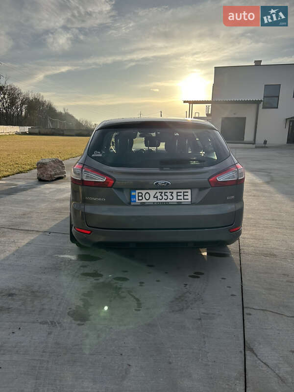 Универсал Ford Mondeo 2010 в Луцке