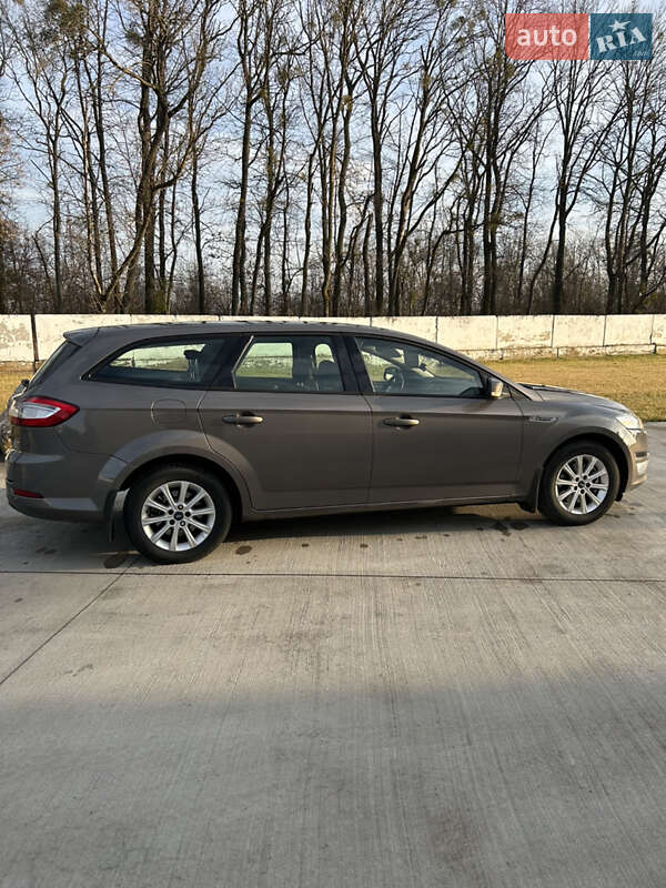 Универсал Ford Mondeo 2010 в Луцке