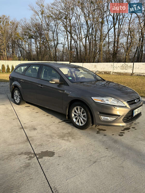 Универсал Ford Mondeo 2010 в Луцке