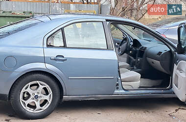 Ліфтбек Ford Mondeo 2001 в Житомирі