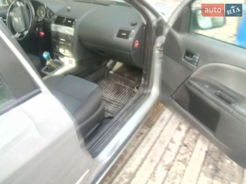 Седан Ford Mondeo 2006 в Одессе