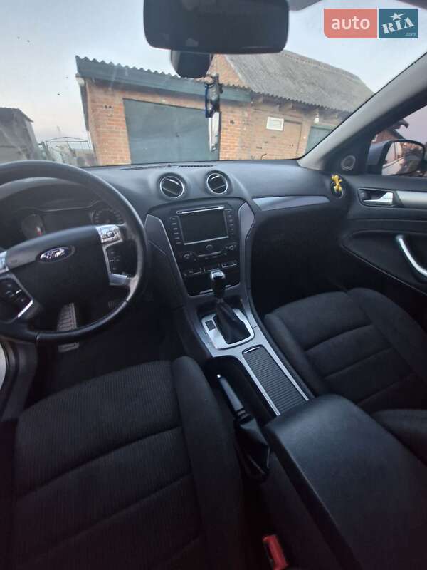 Універсал Ford Mondeo 2014 в Володимирі