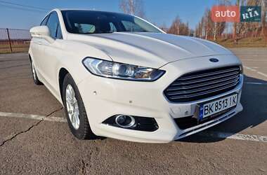 Седан Ford Mondeo 2015 в Луцьку