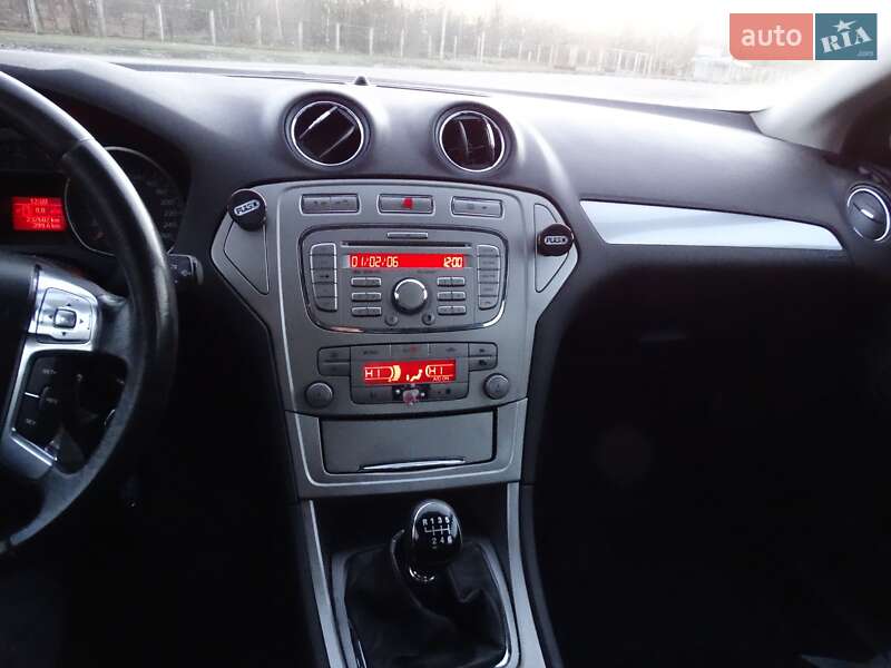 Лифтбек Ford Mondeo 2008 в Бердичеве
