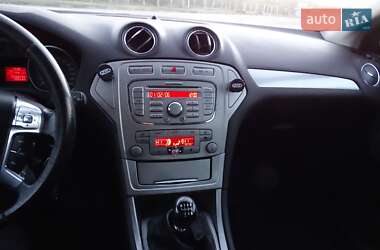 Лифтбек Ford Mondeo 2008 в 