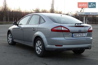 Лифтбек Ford Mondeo 2008 в 